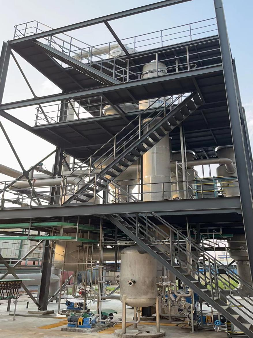 Manganese nitrate crystallization system